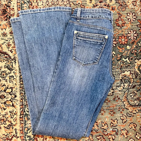 White House Black Market Denim - FINAL PRICE NWT White House Black Market Skinny Flared Jeans